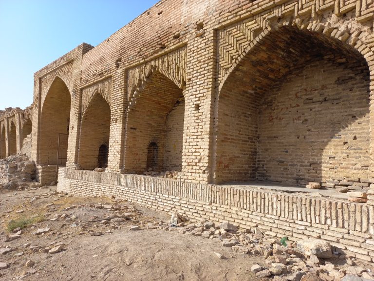 مرمت کاروانسرای دانگ در روستای ورده ، شهرستان زرندیه ، استان مرکزی